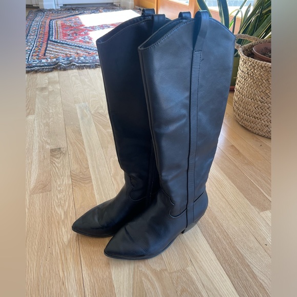 Black Cowgirl style boots - Picture 4 of 4